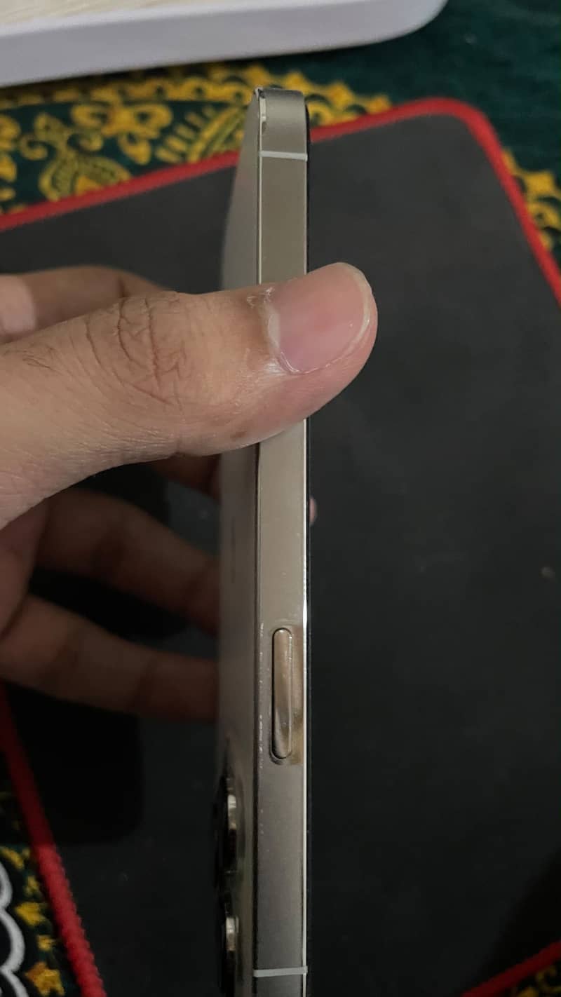 Apple iPhone 13 Pro 3