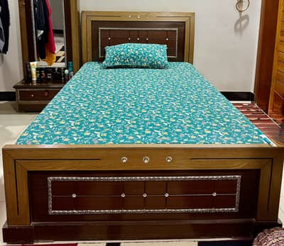 Bed with one side, dressing & wardrobe for sell!
