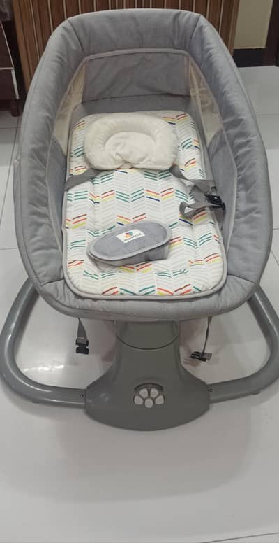 Mastela 3-in-1 Electric Auto Deluxe Multi-Functional Swing