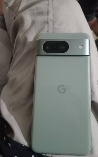 Google Pixel 8
