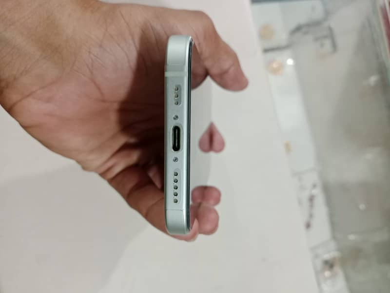 Apple iPhone 15 0