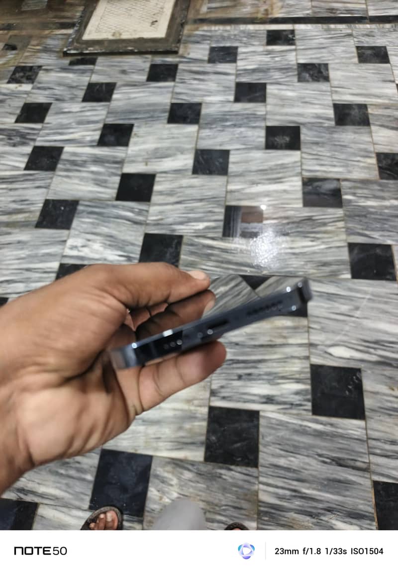 Apple iPhone 13 Pro Max 5