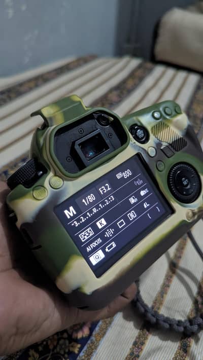 Canon 6D (Complete samaan)