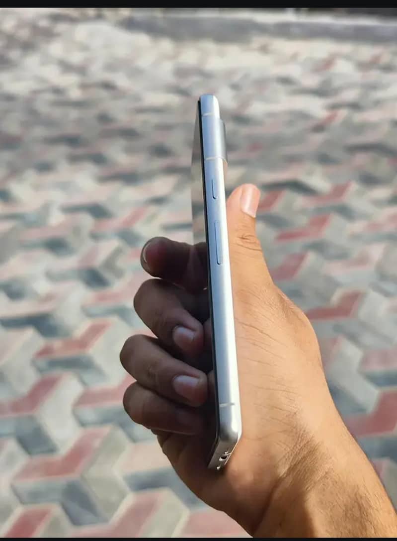 Google Pixel 7 3