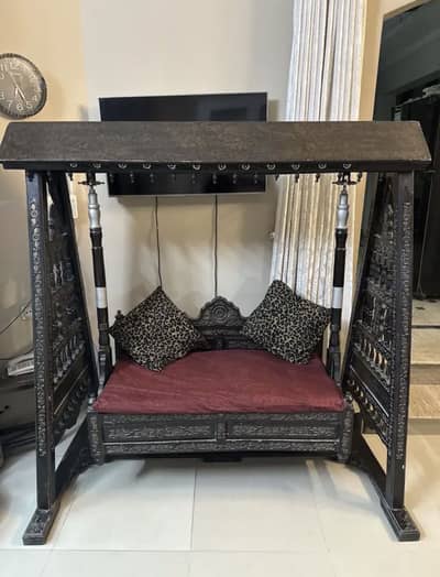 Black Wooden jhoola
