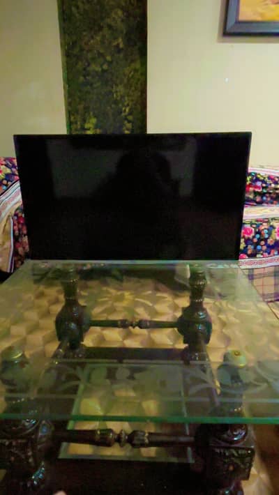 Tcl 32 inches lcd
