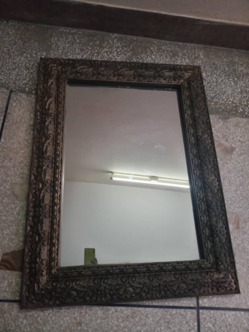 Mirror 0
