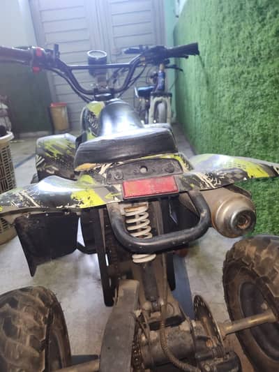 4 wheeler bike in start condition