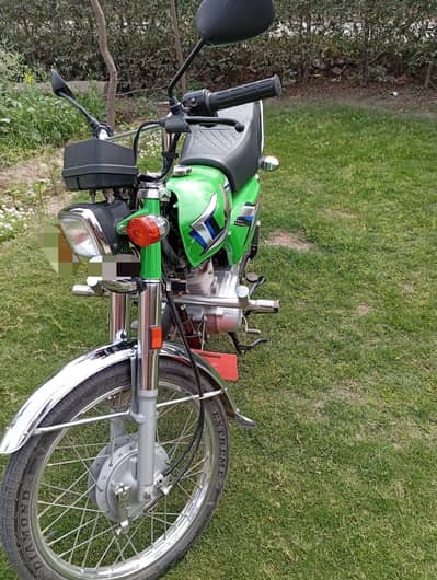 Honda CG125 2024 – Excellent Condition, Only 2,500 KM Driven