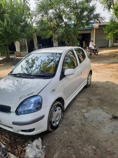 Toyota Vitz 2004