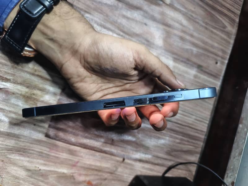 Apple iPhone 13 Pro Max 10