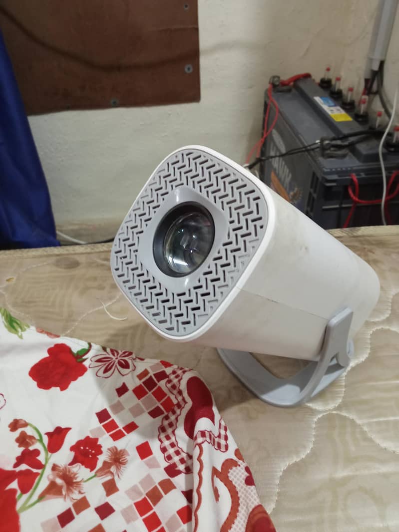portable projector 4