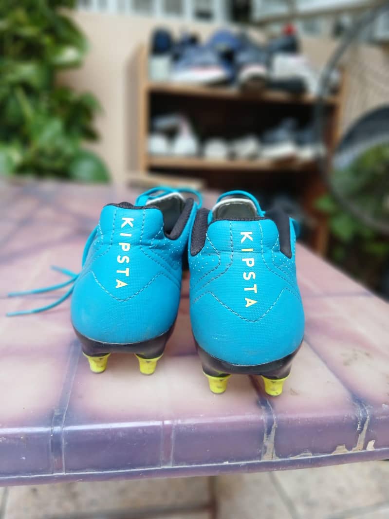 ORIGINAL KIPSTA STUDS 1