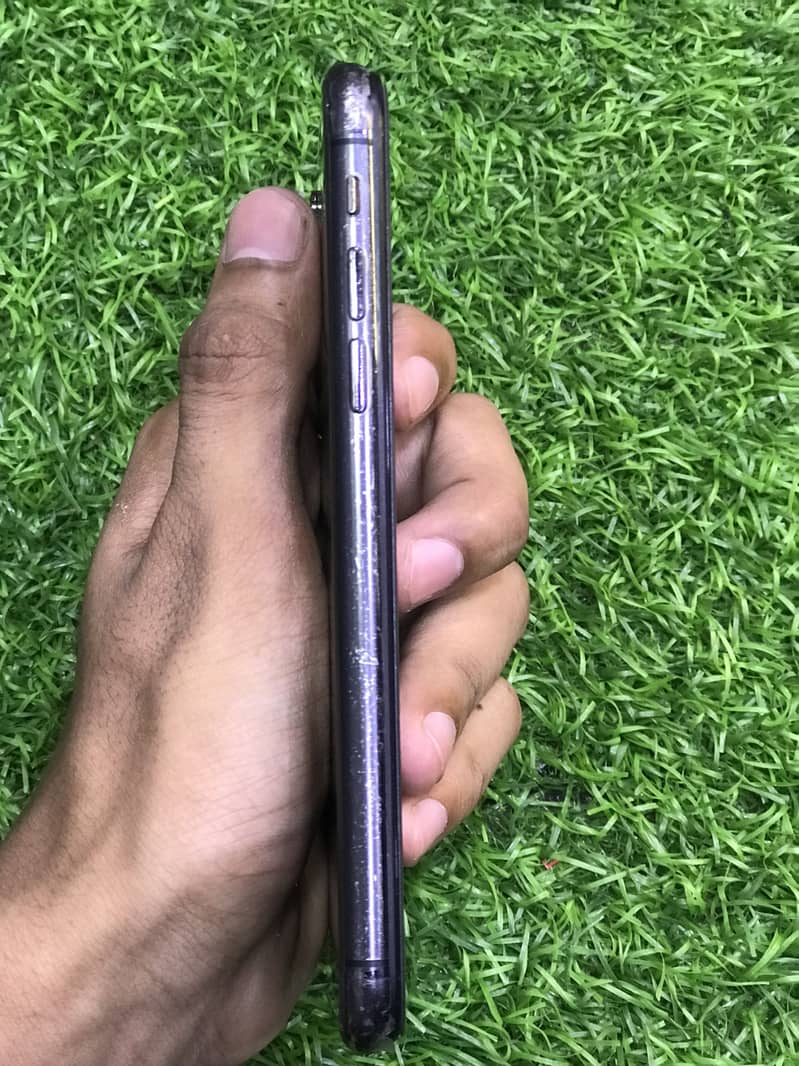 Apple iPhone X 2