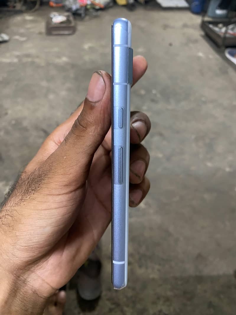 Google Pixel 7a 4