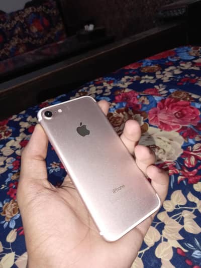 Apple iPhone 7
