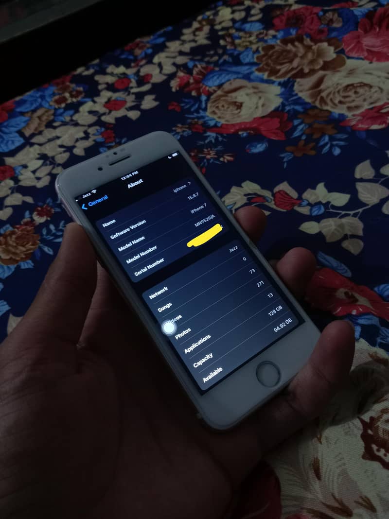 Apple iPhone 7 3