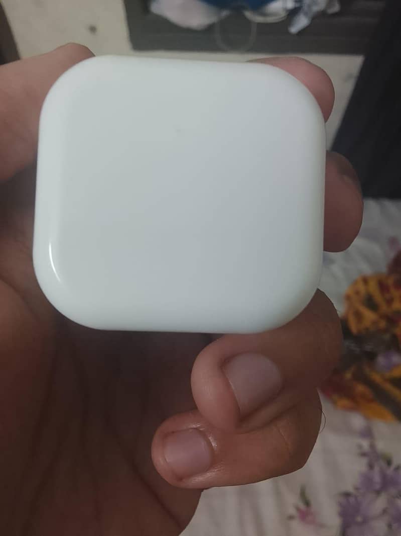 Iphone adaptor with cable 1