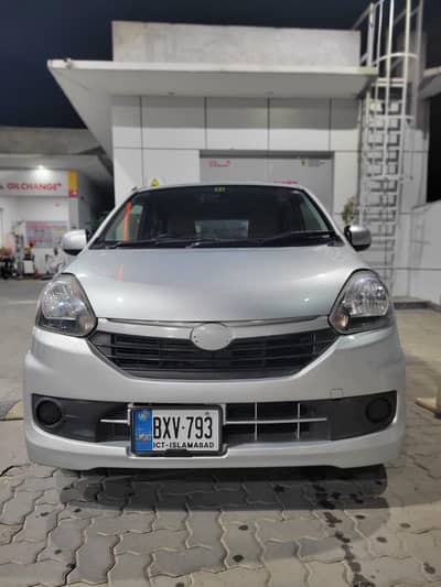 Daihatsu Mira 2011