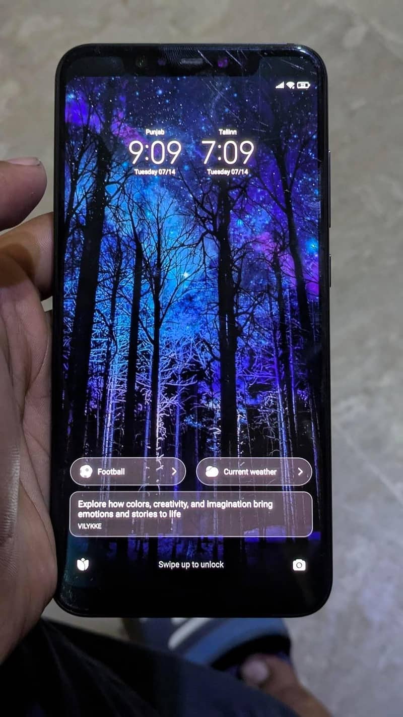Xiaomi Mi8 1