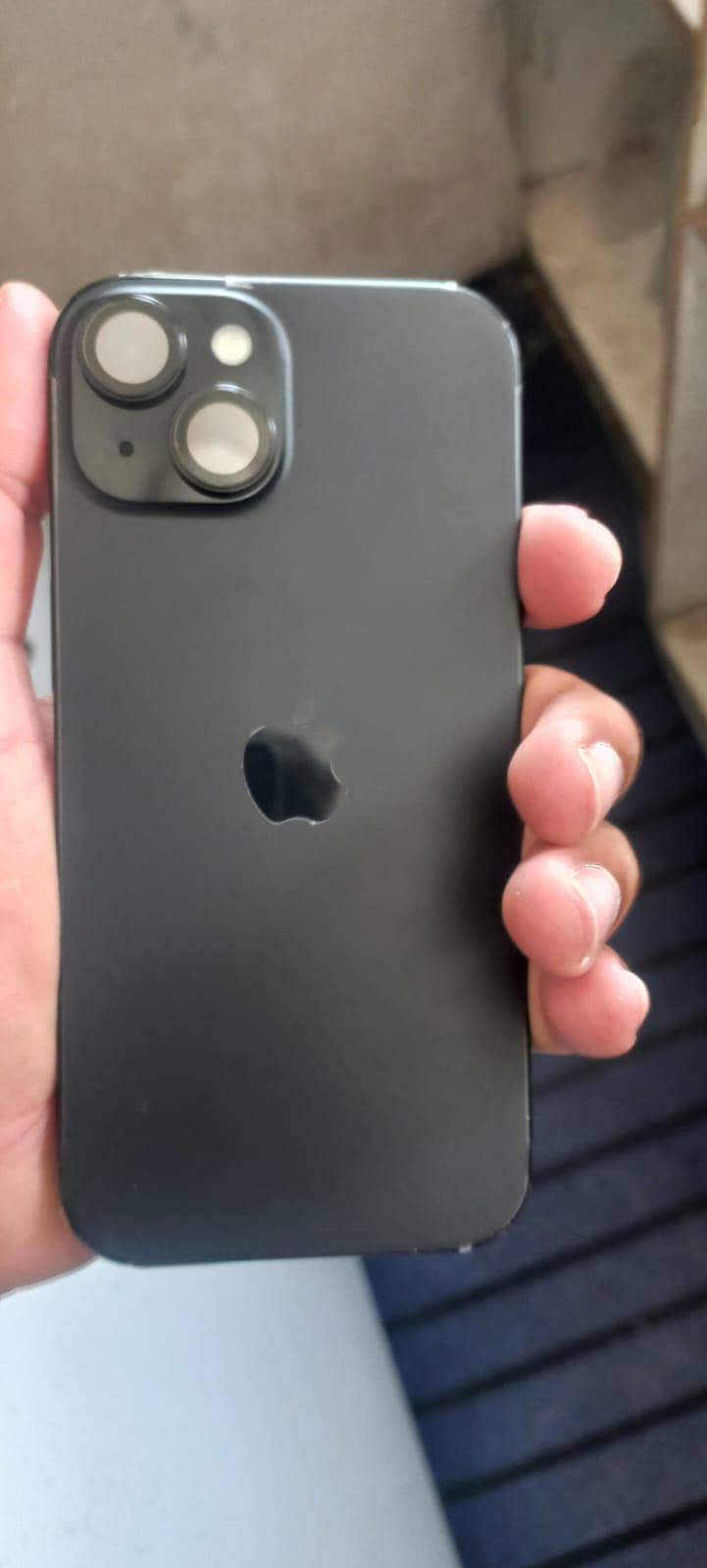 Apple iPhone 15 6