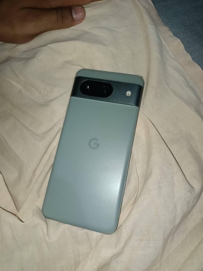 Google Pixel 8 0