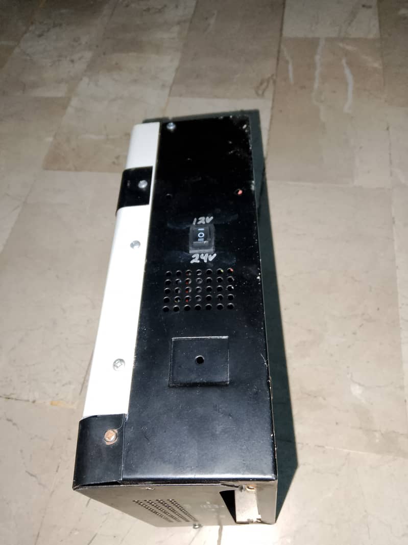 MPPT solar charge controller 3