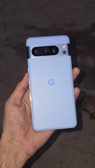 Google Pixel 8 Pro