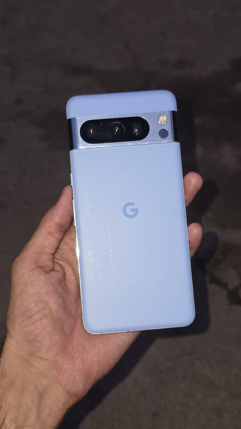 Google Pixel 8 Pro 0