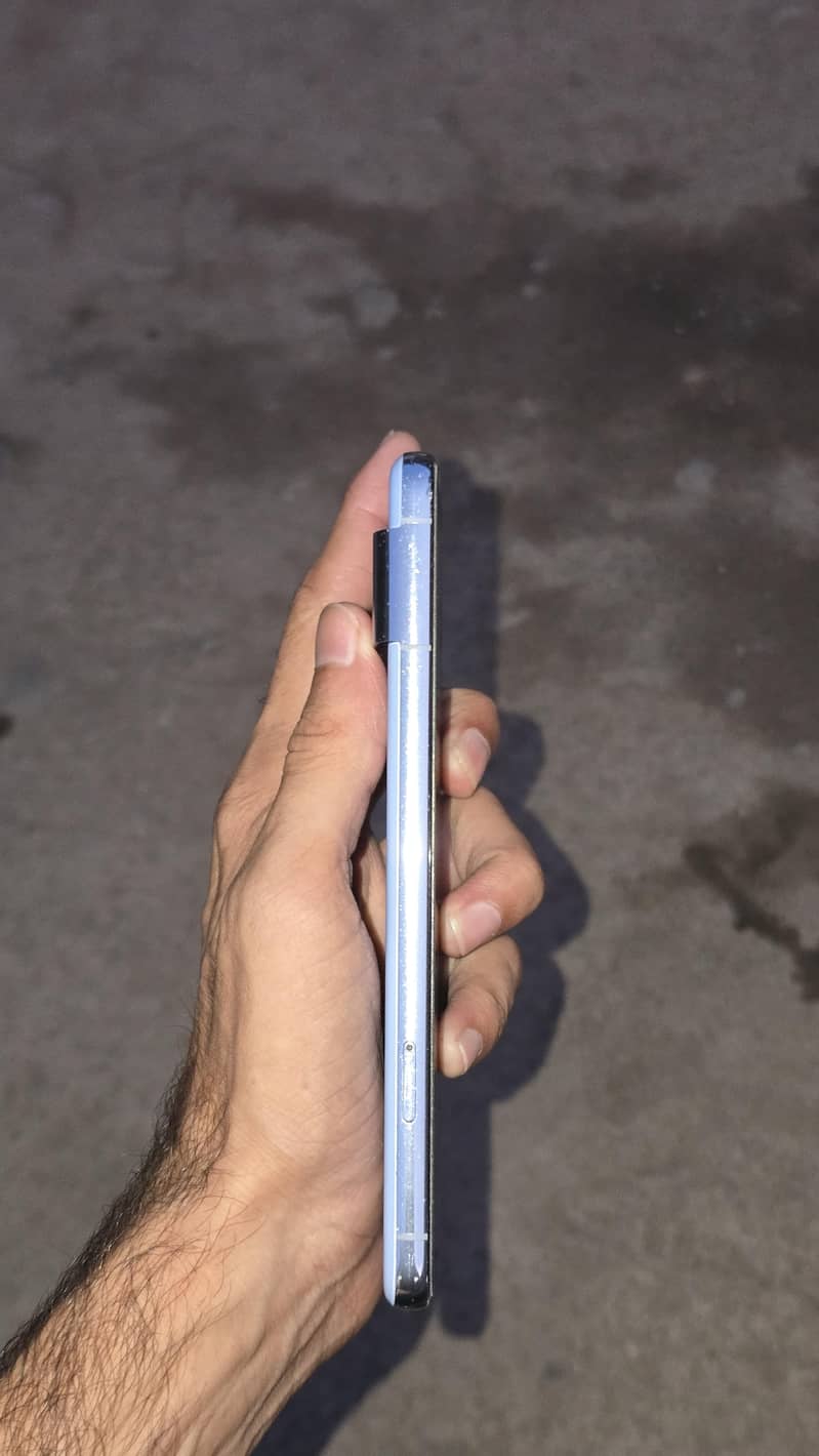 Google Pixel 8 Pro 2