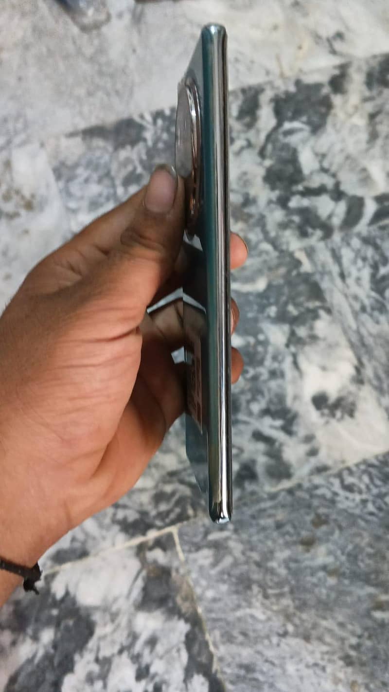 Infinix Zero 40 2
