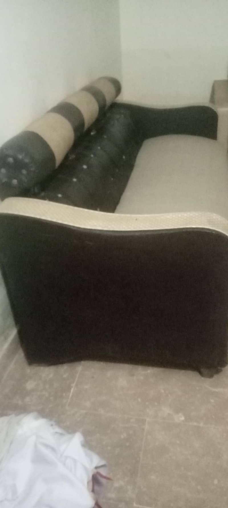 25000 thousand sofas 4