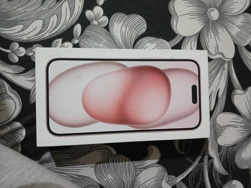 Apple iPhone 15 plus 2