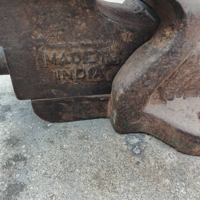 Bench Vice 2