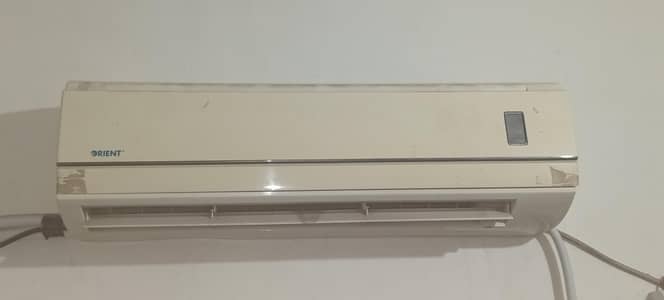 Air Conditioner.     AC   orient brand 1.5 ton