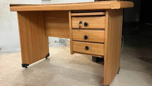 Computer Table With Chair For Sale