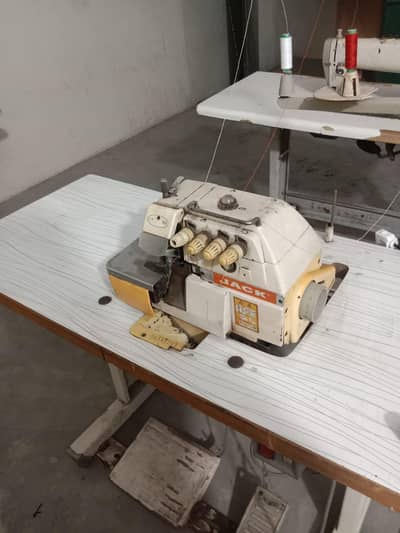 jack overlock machine