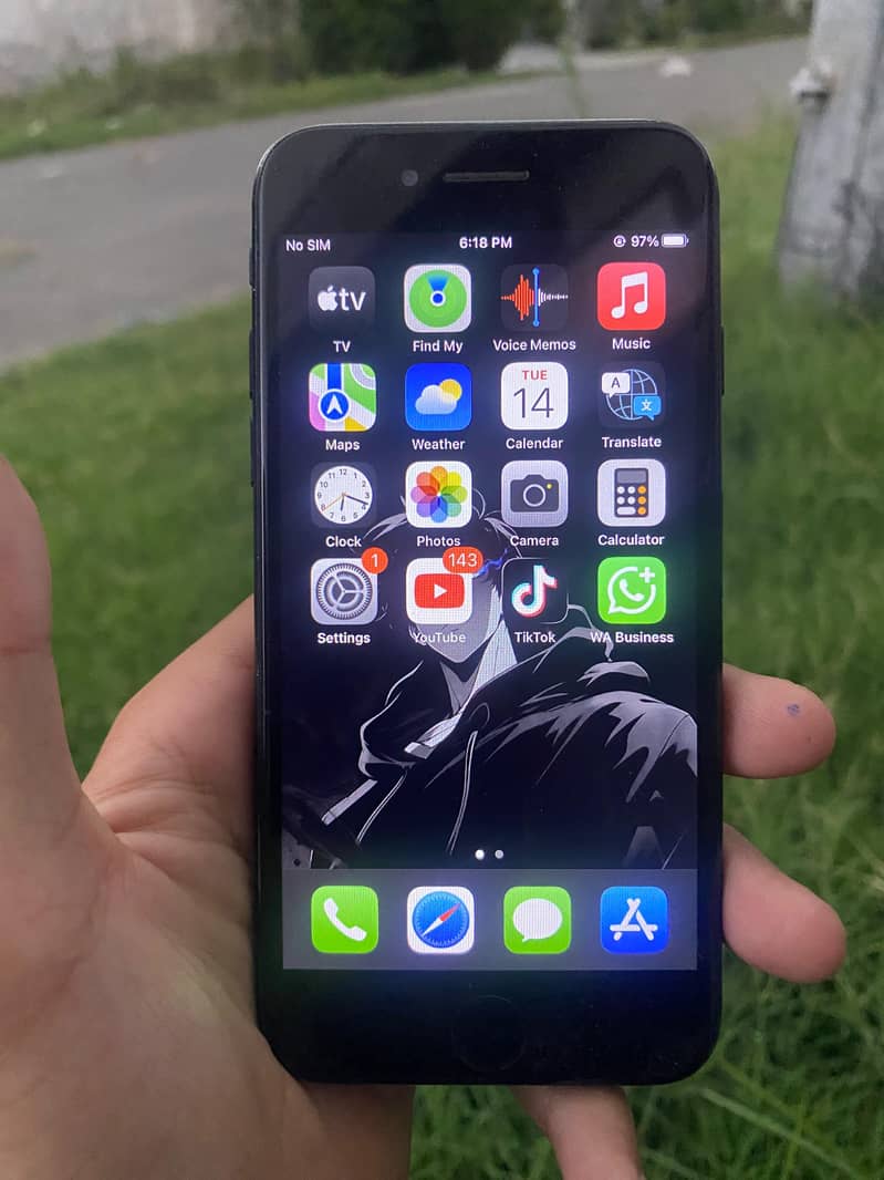 Apple iPhone 7 1