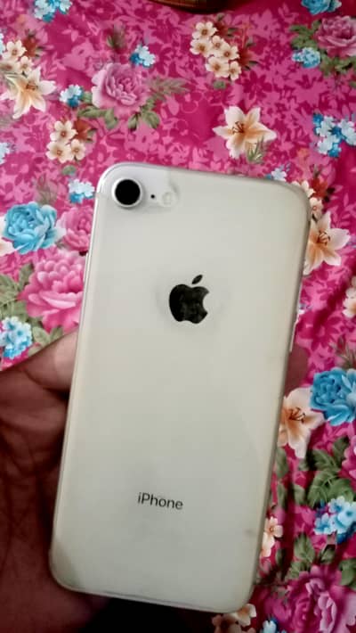 Apple iPhone 8