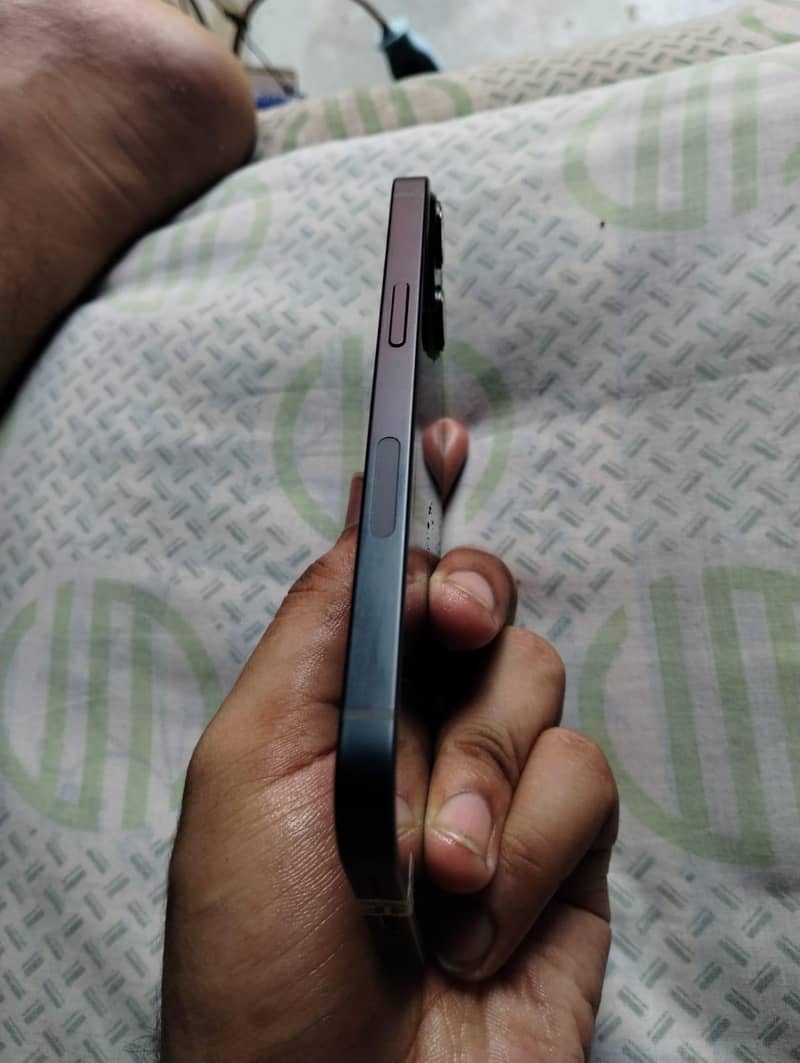 iphone 13 2