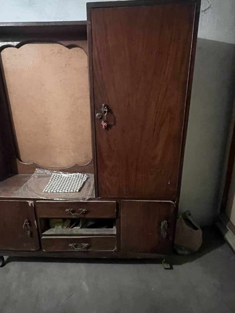 Dressing Table 2