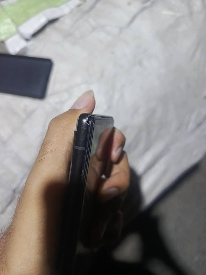 Google Pixel 6a 1