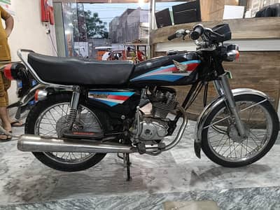 HONDA CG125 MODEL 2004