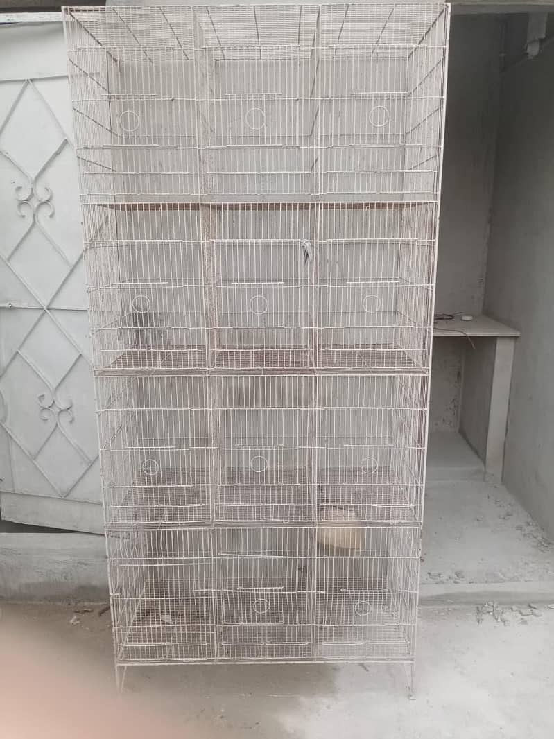 12 boxes cage 0