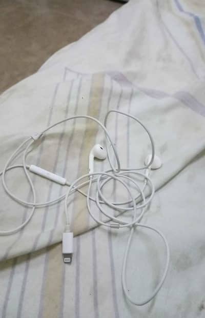 IPhone l handfree