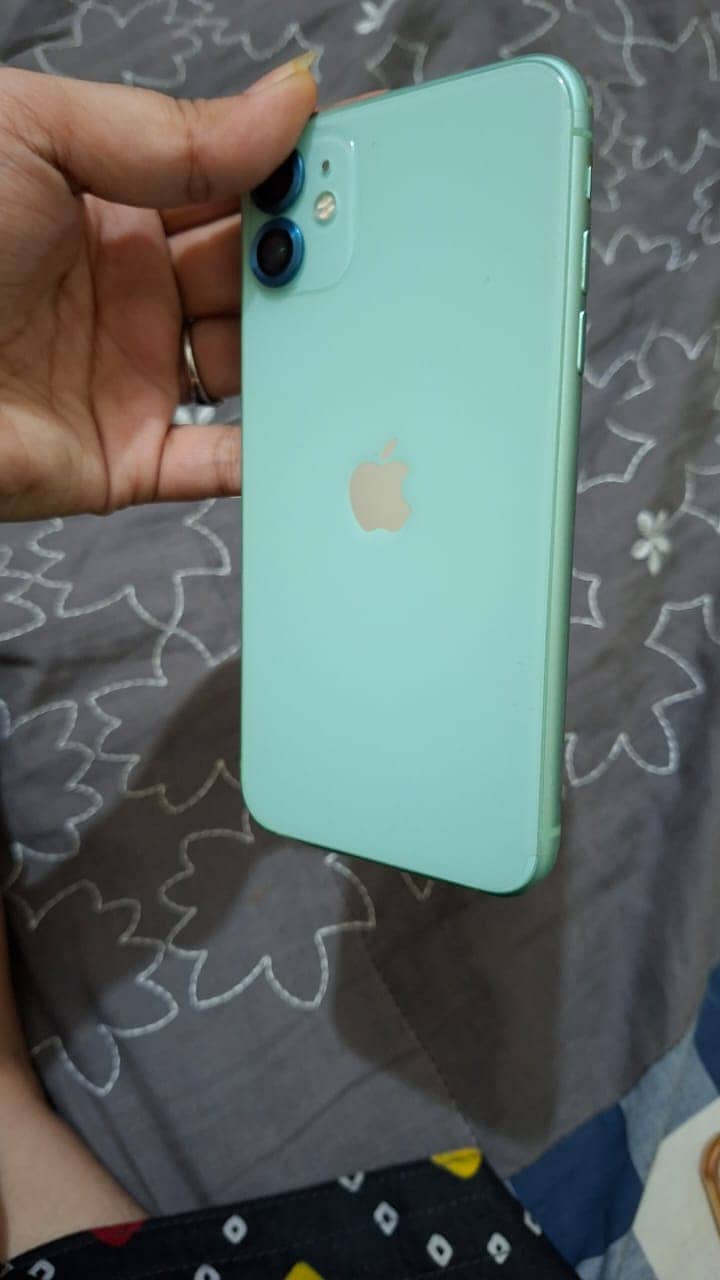 Apple iPhone 11 2