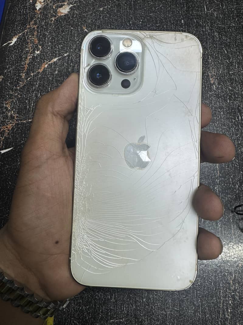 iphone 13 pro max 1