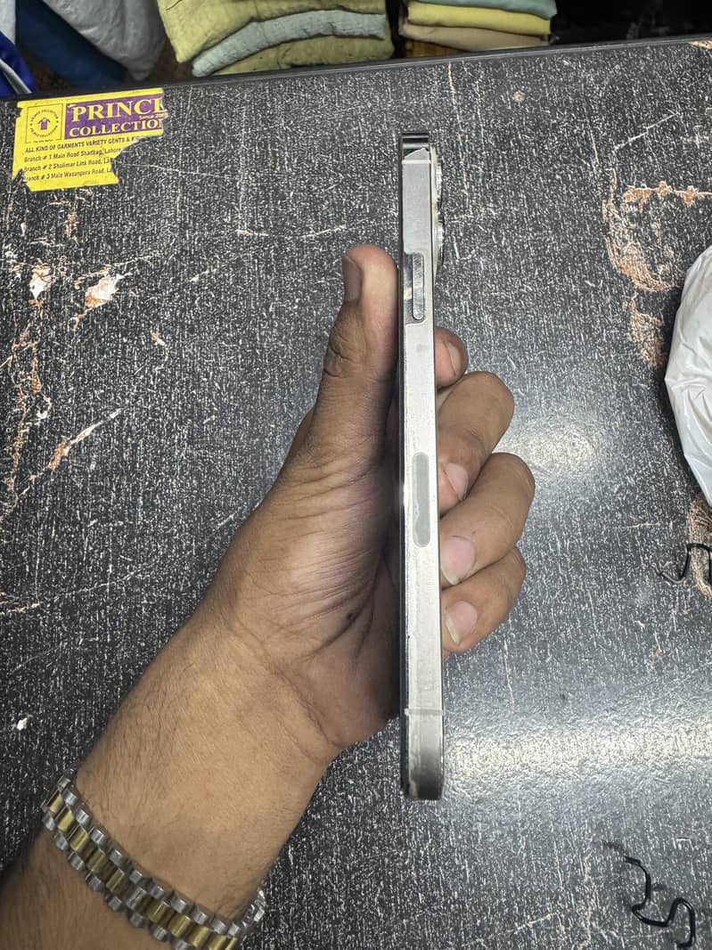 iphone 13 pro max 3