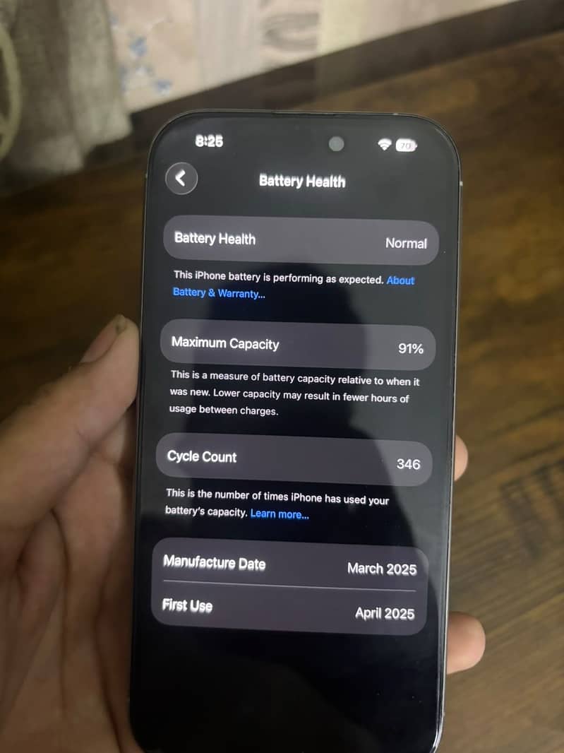 Apple iPhone 16 Pro 2