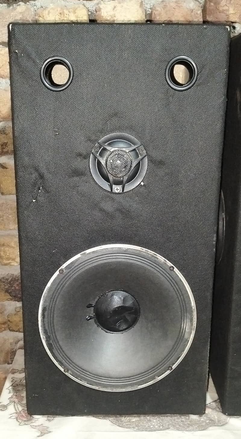 Speakers 0